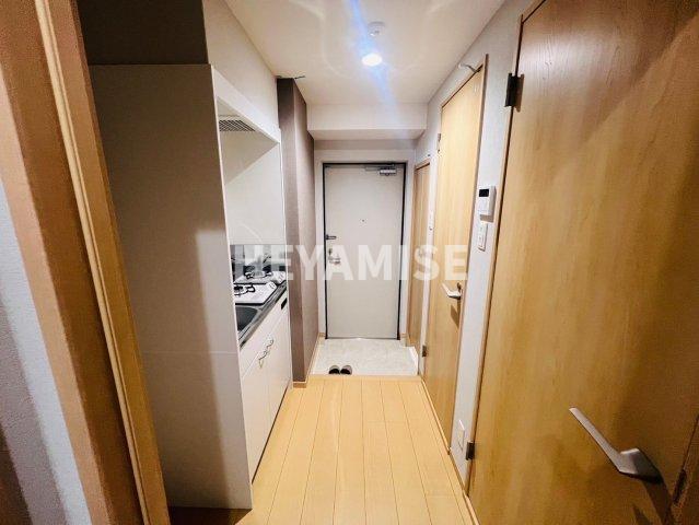 玄関　※室内画像は別号室のもの