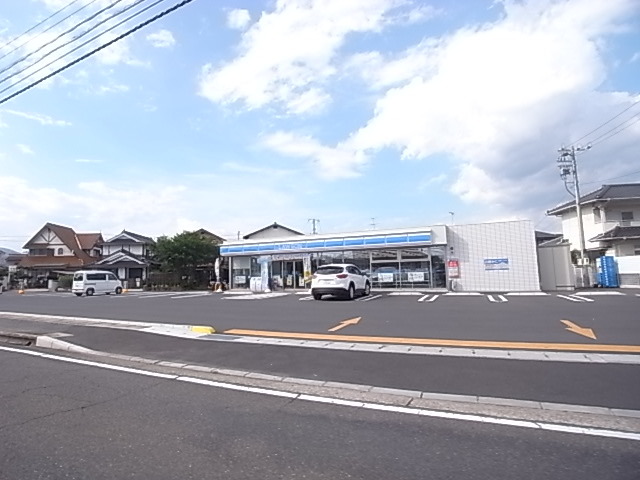 コンビニ　ローソン総社真壁店（コンビニ）まで1313m
