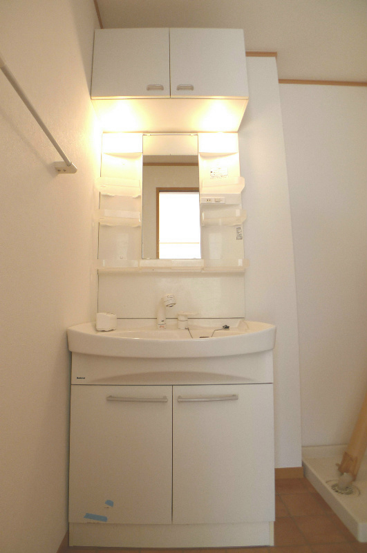 洗面設備　写真はＢ棟