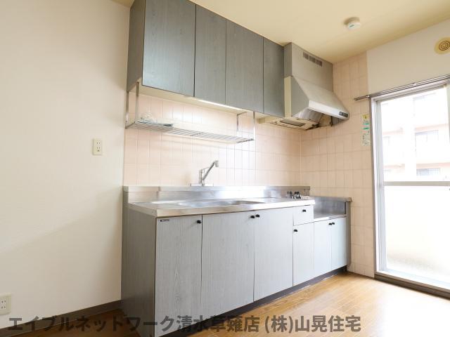 キッチン　きれいなキッチンです