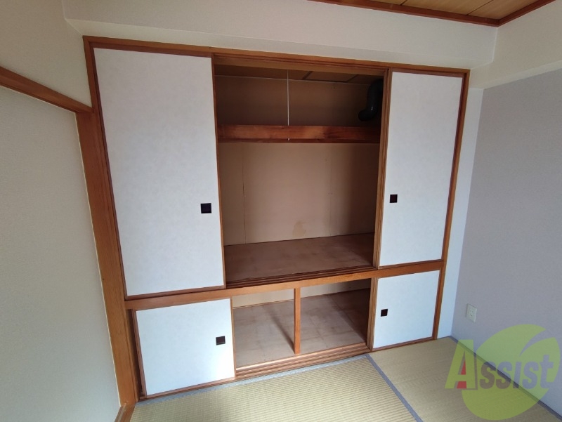 収納　こちらは収納です。物をしまう事ができますね！