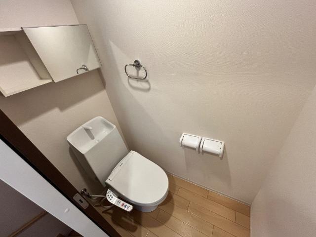 トイレ　シャワー付トイレ