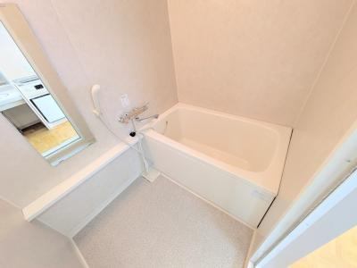 バス・シャワールーム　写真は４０２（南Ｂタイプ）