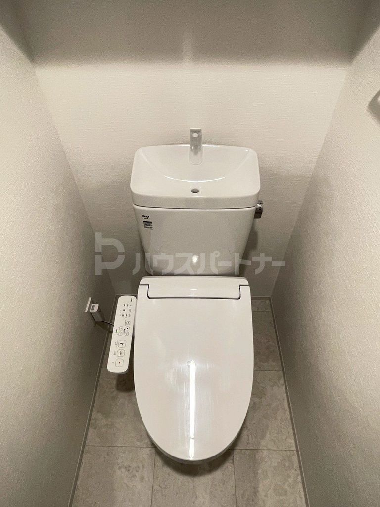 クラリティア西日暮里のトイレ写真