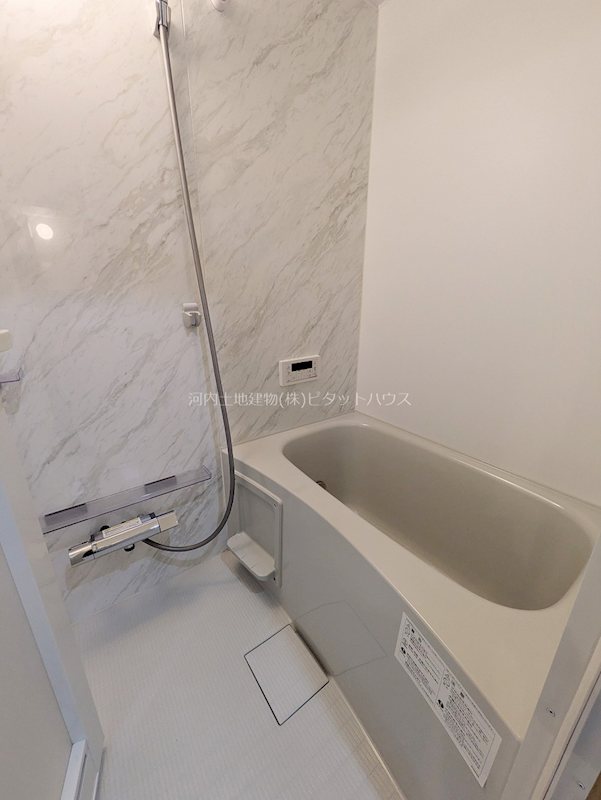 バス・シャワールーム　※類似室内