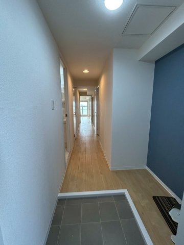 玄関　落ち着いた玄関です