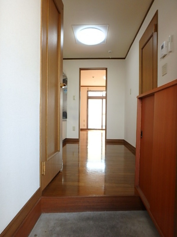 玄関　図面と現状に相違がある場合には現状を優先