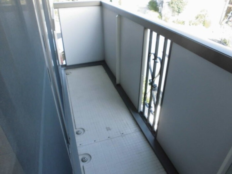 バルコニー　図面と現状に相違がある場合には現状を優先