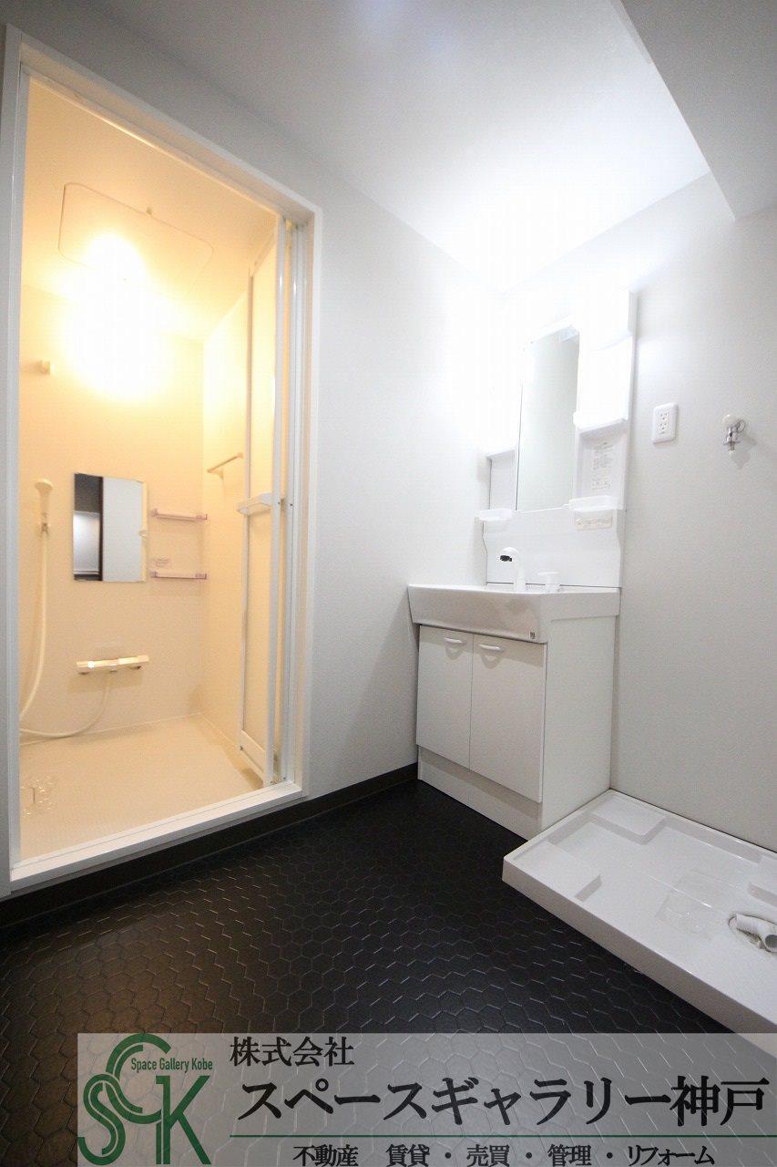 洗面設備　※お部屋により仕様が異なる場合があります※