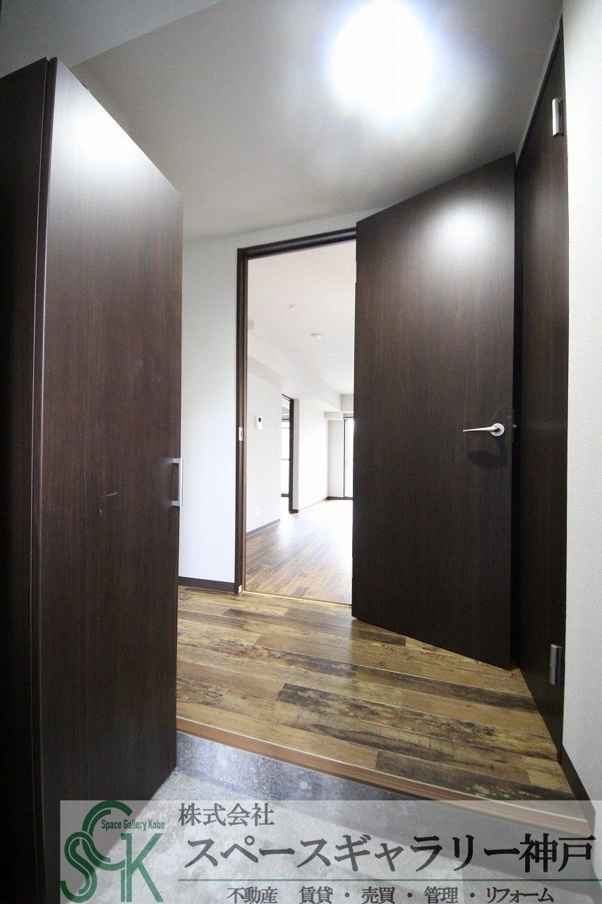 玄関　※お部屋により仕様が異なる場合があります※