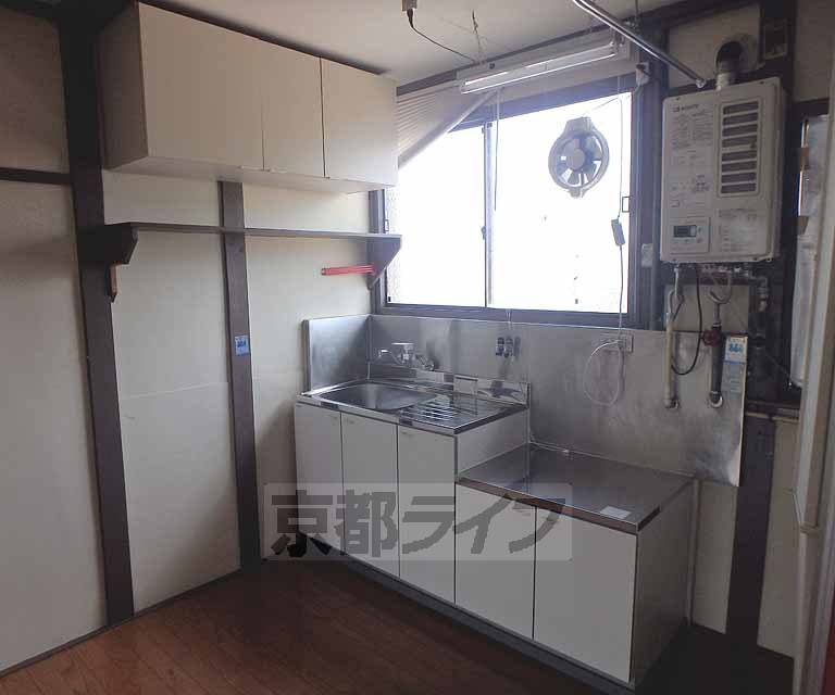 キッチン　キッチンです。