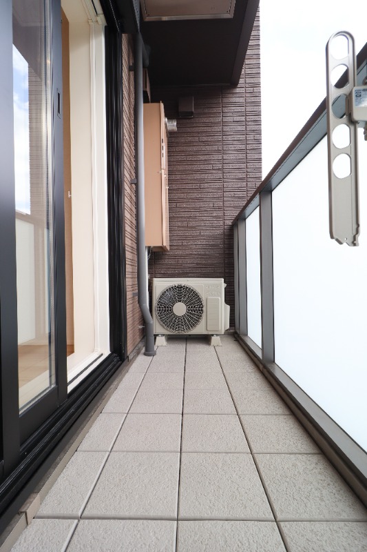 バルコニー　図面と現状に相違がある場合には現状を優先