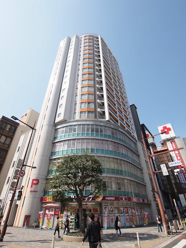 建物外観　井筒屋さん横！オシャレなデザイナーズマンションです。