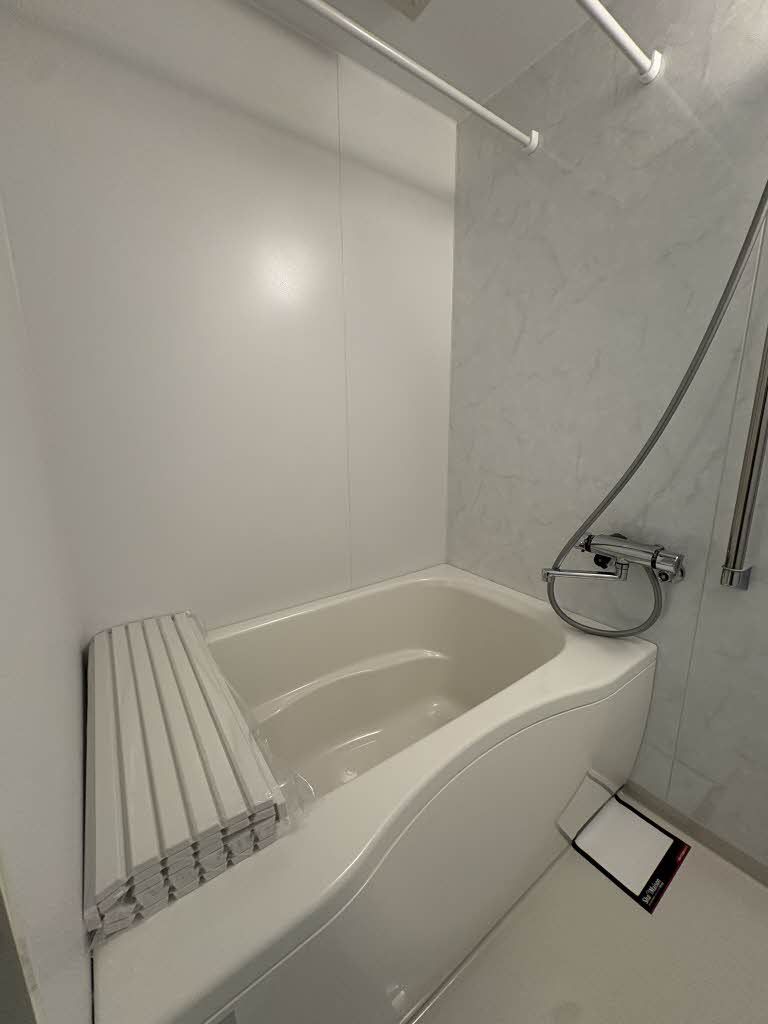 バス・シャワールーム　浴室