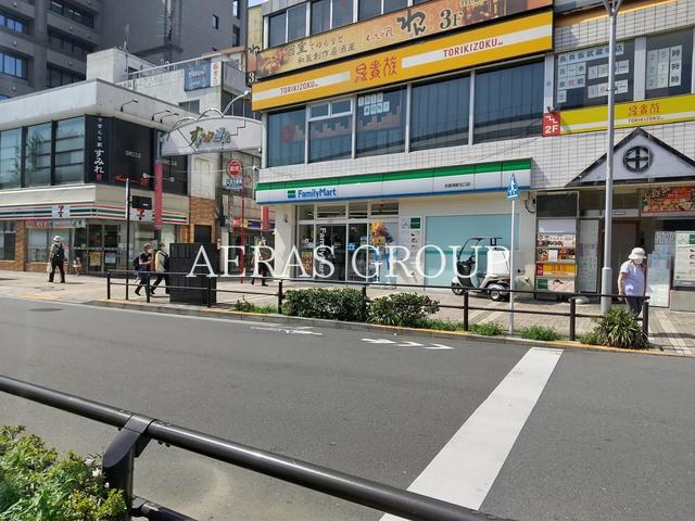 コンビニ　ファミリーマート武蔵境駅北口店（コンビニ）まで266m