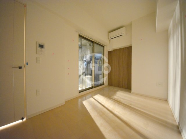 居室・リビング　アドバンス心斎橋ラシュレ　開放的な室内