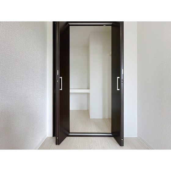 収納　※反転タイプ