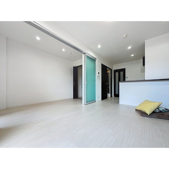 居室・リビング　※反転タイプ