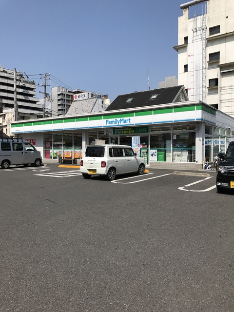 コンビニ　ファミリーマート　道後湯之町店（コンビニ）まで160m