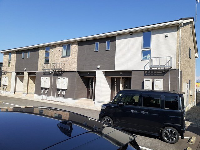 建物外観　落ち着いた雰囲気の外観です