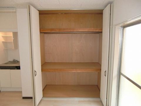 収納　クローゼット