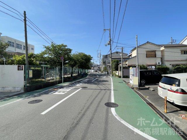 その他　前面道路（その他）まで1m