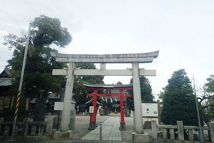 その他　稲荷神社（その他）まで615m