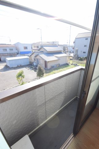 バルコニー　バルコニー付きです