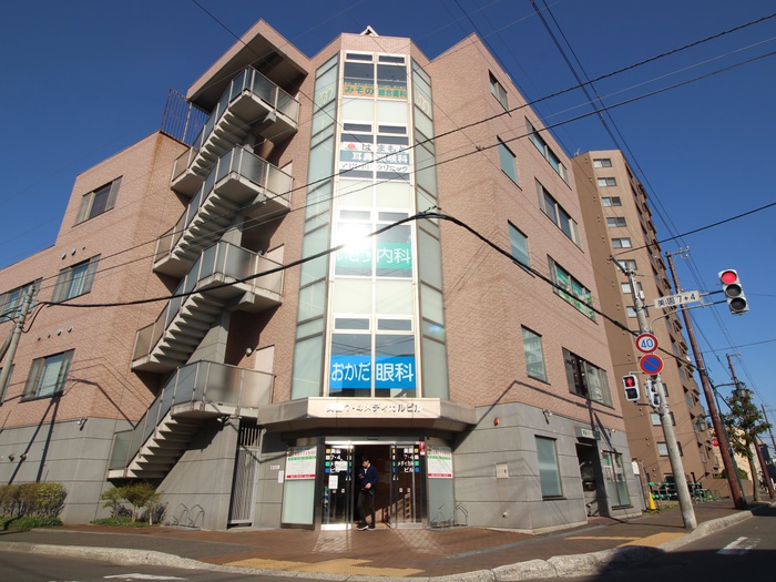 病院　美園７・４メディカルビル（病院）まで350m