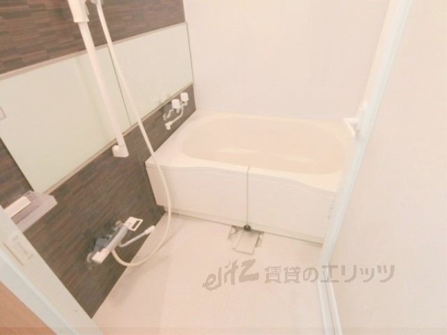 バス・シャワールーム　風呂