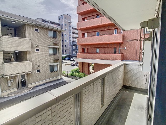 バルコニー　2024年4月撮影