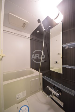 バス・シャワールーム　コンフォリア心斎橋ＥＡＳＴ　浴室換気乾燥暖房機付バスルーム