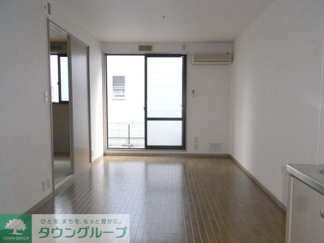 居室・リビング　お問合せはタウンハウジングまで！※現地待合わせ相談可能