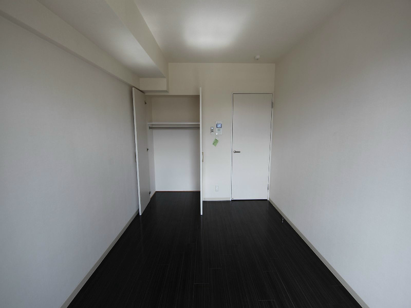 その他部屋・スペース　洋室6.83帖　クローゼット付（収納充実してます）