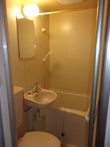 バス・シャワールーム　日々の暮らしに欠かせないお風呂です