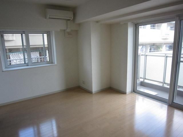 居室・リビング　LDK１３．３帖