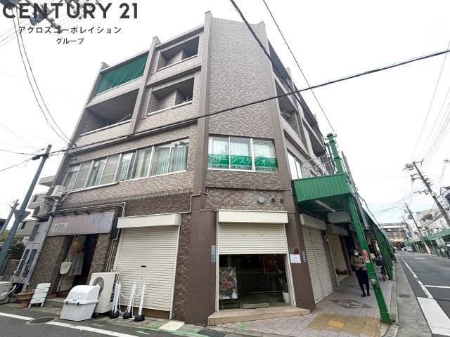 建物外観　最寄駅から徒歩３分の駅近物件！