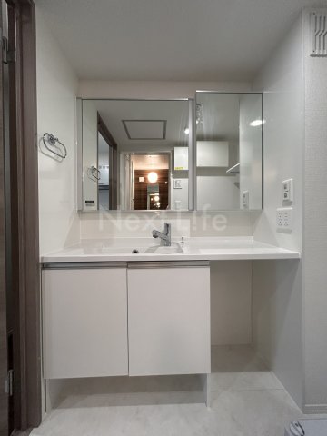 洗面設備　ディールーム八幡町