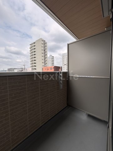 バルコニー　ディールーム八幡町