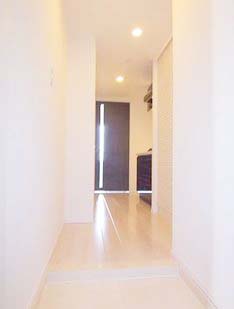 玄関　★玄関、広々スペース★