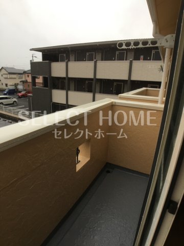 バルコニー　広々としたバルコニーです