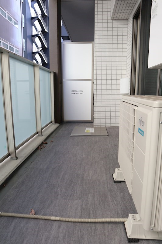 バルコニー　バルコニー