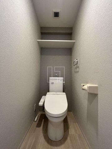 トイレ　プラシード新町　温水洗浄便座