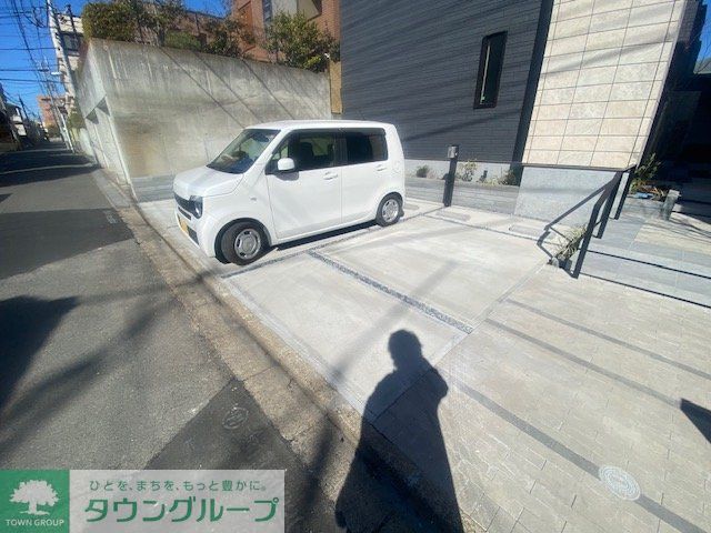 駐車場　駐車場