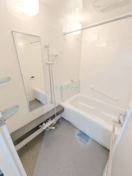 バス・シャワールーム　浴室