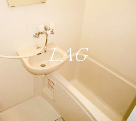 バス・シャワールーム　お風呂です。