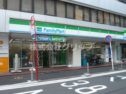 コンビニ　ファミリーマート 和田屋松影町店（コンビニ）まで247m