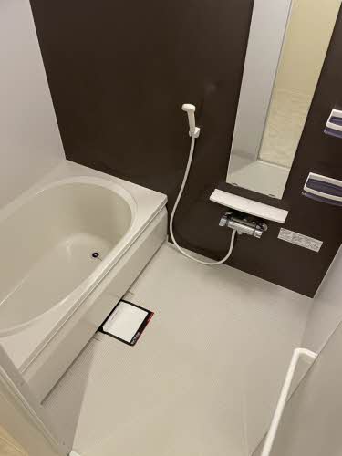 バス・シャワールーム　※別部屋写真です