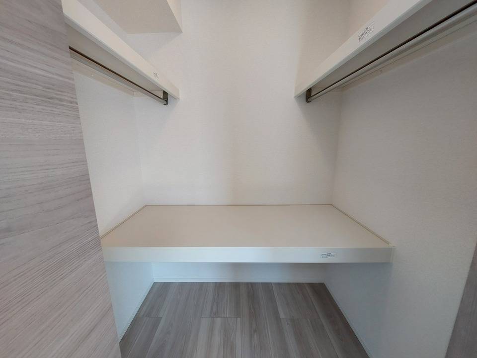 収納　ウォークインクローゼット