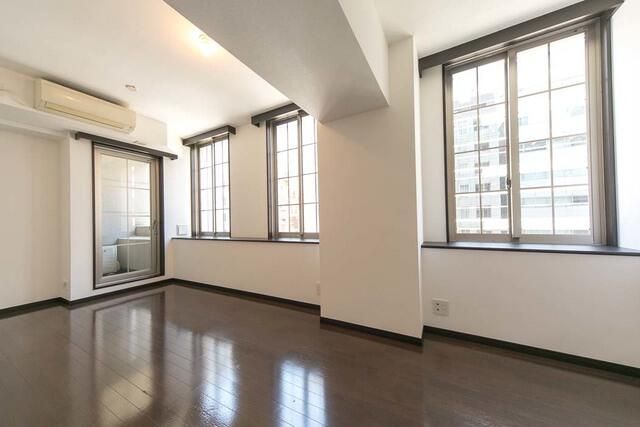 居室・リビング　使いやすい居間です